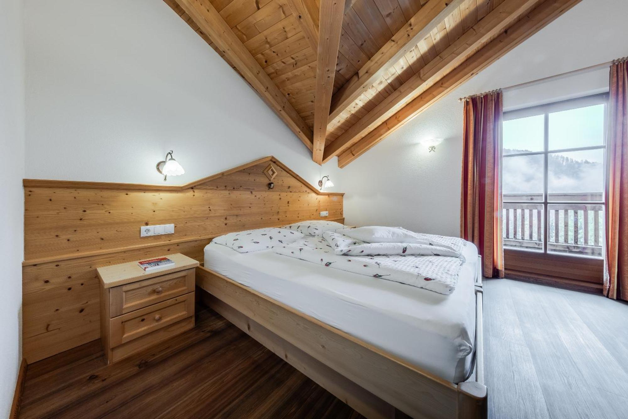 Hotel Pension Odles San Martino in Badia Eksteriør billede
