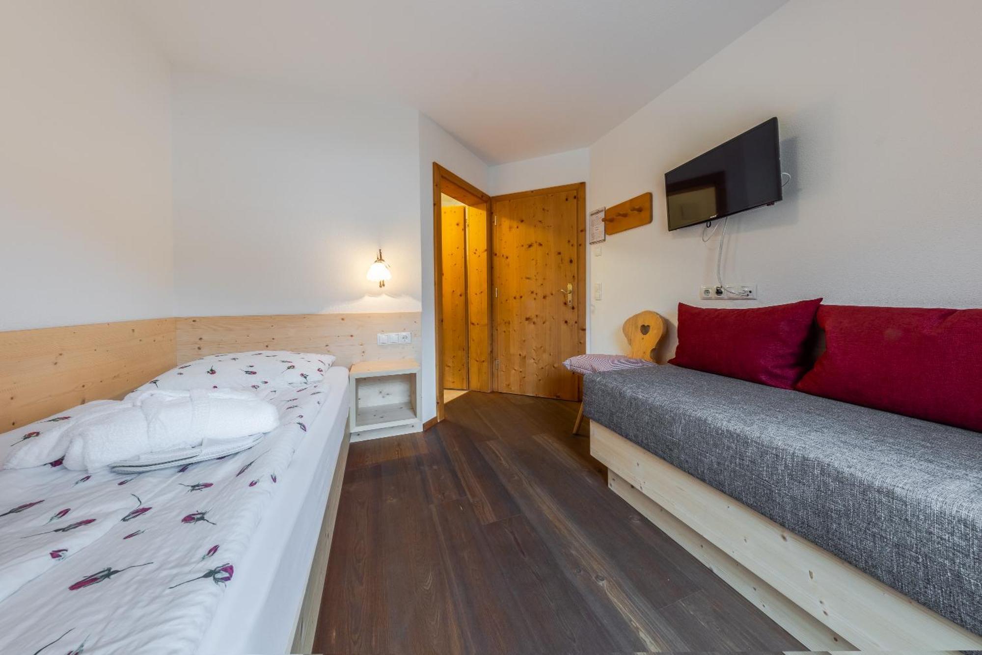 Hotel Pension Odles San Martino in Badia Eksteriør billede