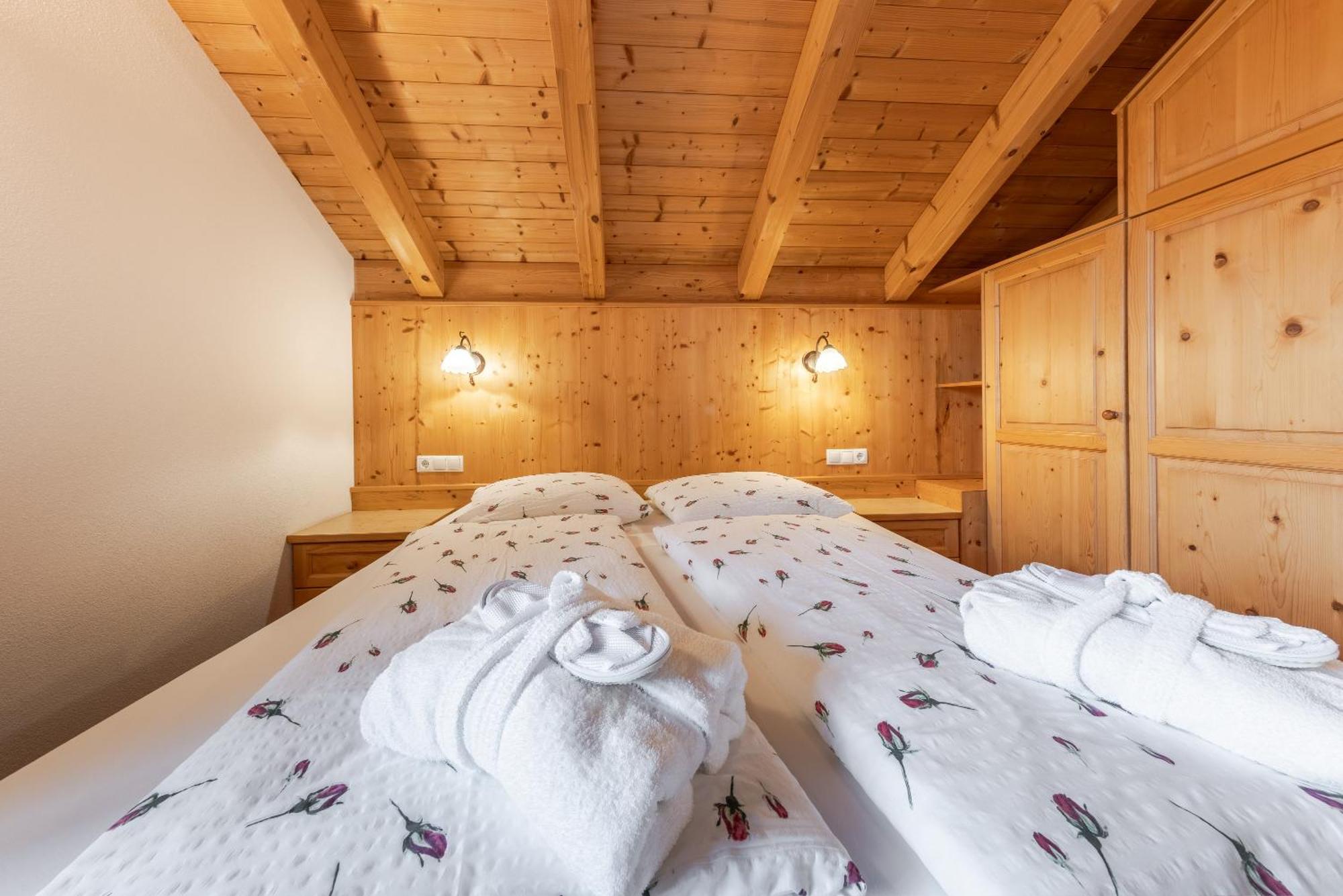 Hotel Pension Odles San Martino in Badia Eksteriør billede